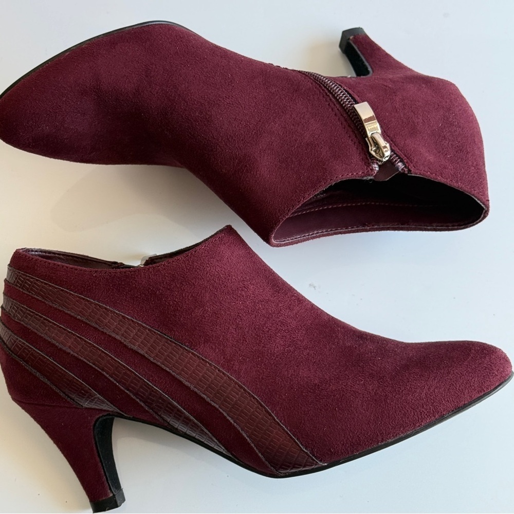 Eva & Zoe Burgundy Evelyn Ankle Boots Size 6.5 - Picture 7 of 13